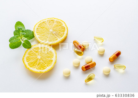 サプリメント　イメージ素材 63330836