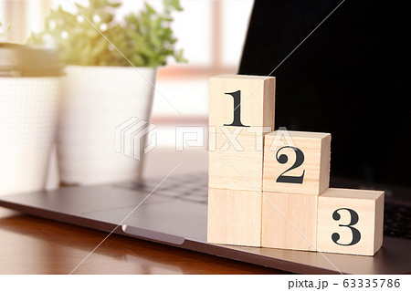 NO. 1, 2, 3 表彰台や階段を駆け上がるランキング　Podium and stairs 63335786