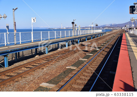 早春の北海道伊達市JR北舟岡駅の風景を撮影 63338115