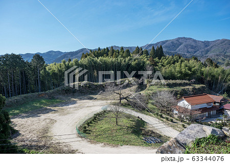 月山　富田城　大土塁 63344076