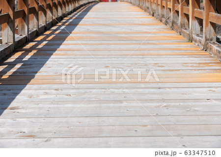 岐阜県高山市 宮川 不動橋 (4月) 岐阜県高山市 宮川 不動橋 (4月) 63347510