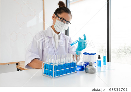 scientists have experimented with liquid chemicals in vitro to analyze viral data in chemical scientists have experimented with liquid chemicals in vitro to analyze viral data in chemical 63351701