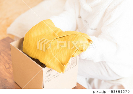 女性 女性 63361579