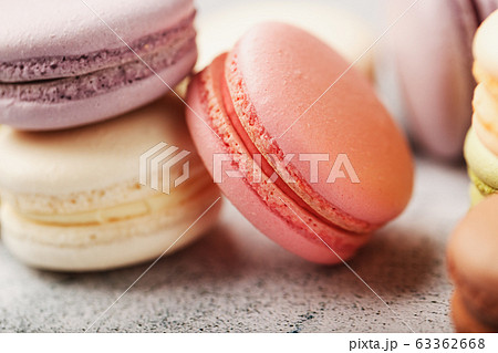Macaron cookies with different color filling 63362668