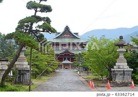 甲斐善光寺（山梨県甲府市善光寺） 63362714