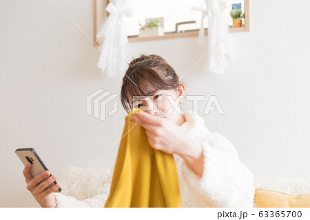 女性 63365700