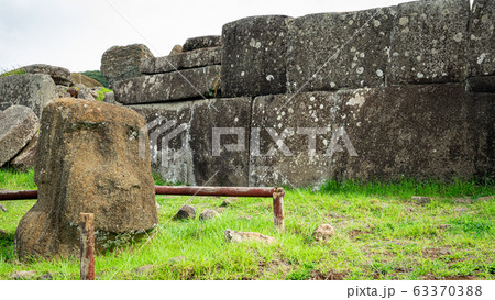 Ahu Vinapu moai platform detailed view with wall Ahu Vinapu moai platform detailed view with wall 63370388