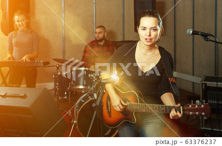 Repetition of music garage band Repetition of music garage band 63376237