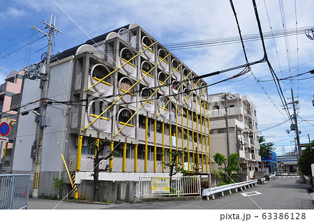 キューブ南武庫之荘Ⅱ / 高松伸 63386128