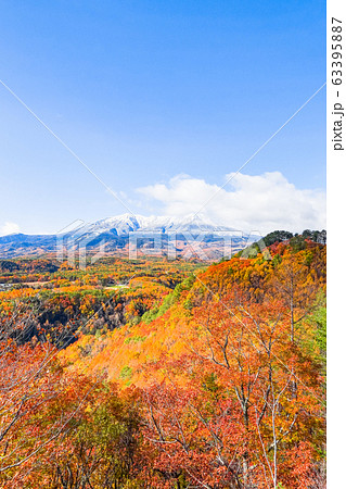 九蔵峠から望む秋の御嶽山 63395887