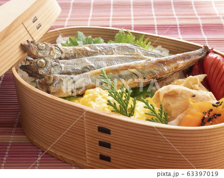 曲げわっぱのヘルシーなお弁当 お弁当の写真のタグ 曲げわっぱのヘルシーなお弁当 お弁当の写真のタグ 63397019