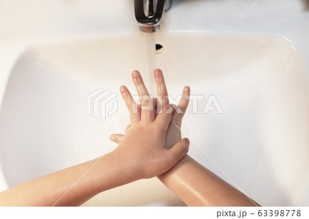 手 人 人間 63398778