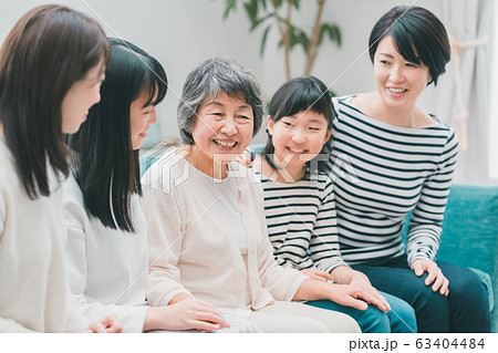 family 女の三世代 family 女の三世代 63404484