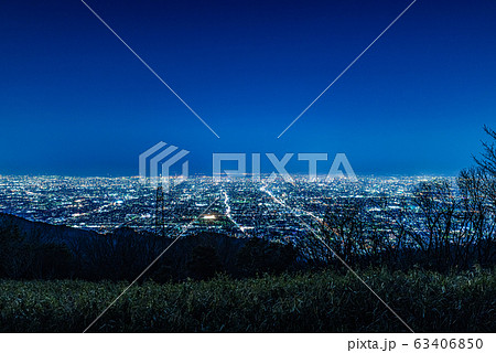 大阪 夜景 生駒山からの眺望の写真素材