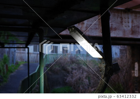 地下道の街灯 地下道の街灯 63412332