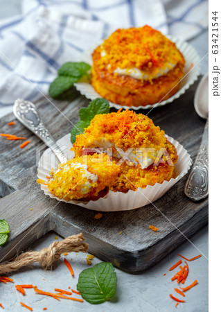 Individual carrot cake with cottage cheese cream. Individual carrot cake with cottage cheese cream. 63421544