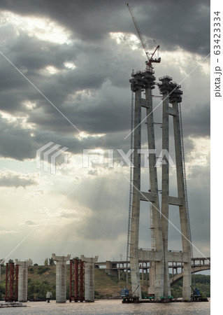 Building Preobrazhensky bridge over the Dnieper Building Preobrazhensky bridge over the Dnieper 63423334