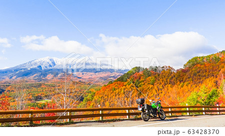 九蔵峠から望む秋の御嶽山 九蔵峠から望む秋の御嶽山 63428370