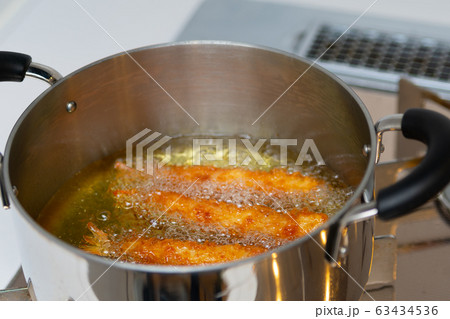 揚げ物:エビフライ 揚げ物:エビフライ 63434536