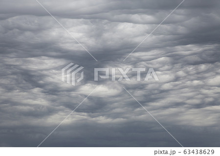 アスペラトゥス波状雲 63438629