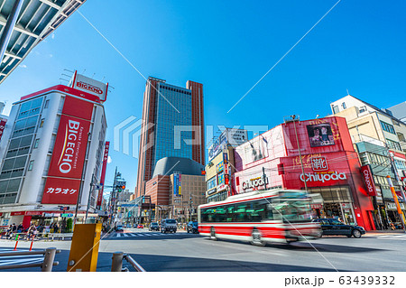 日本の東京都市景観 三軒茶屋やキャロットタワーなどを望む 日本の東京都市景観 三軒茶屋やキャロットタワーなどを望む 63439332