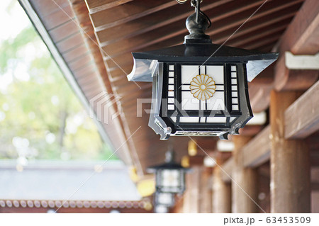 寒川神社　吊り灯篭 63453509