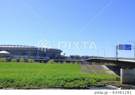 亀甲橋と日産スタジアム　風景 63461281