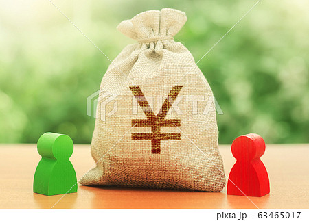 Yen yuan money bag and a deal between two persons. Business lending, leasing. Trade agreement. Negotiation process dealings. Dispute solution. Competition for a tender contract. Finance surety promise Yen yuan money bag and a deal between two persons. Business lending, leasing. Trade agreement. Negotiation process dealings. Dispute solution. Competition for a tender contract. Finance surety promise 63465017