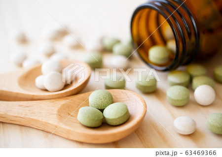 薬　サプリメント　イメージ素材 63469366