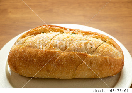 フランスパン(ガーリックバター)。 フランスパン(ガーリックバター)。 63478461