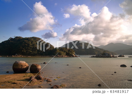 五島の海と夕暮れ 63481917