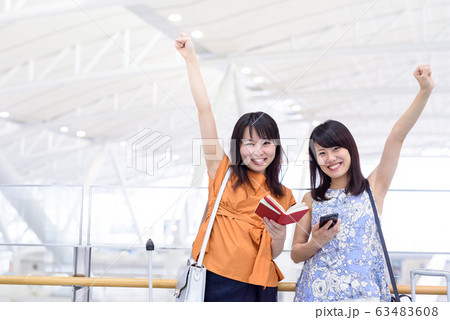 女子旅　旅行イメージ 63483608