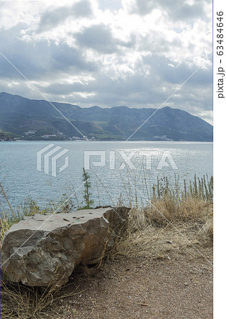 The sea on a rainy day. Clouds over the sea. 63484646