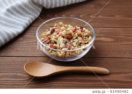 シリアル グラノーラ テーブル 63490482