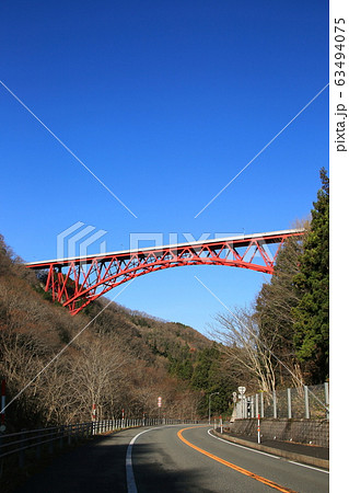 赤い橋 63494075