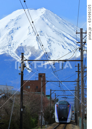 E353系　富士回遊　富士急行　富士山 63496105