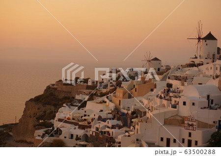 サントリーニ島の風景 63500288
