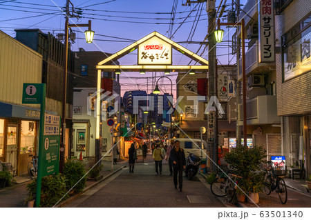 《東京都》谷中銀座・夕焼けだんだん 63501340
