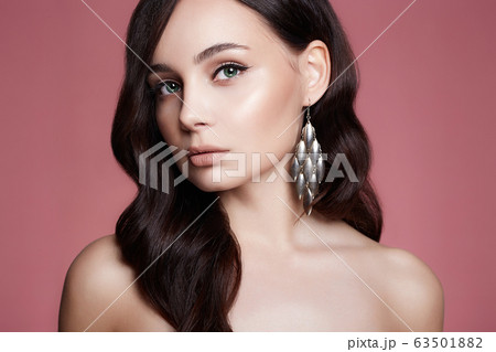 sexy model girl with jewelry. fashion beauty sexy model girl with jewelry. fashion beauty 63501882