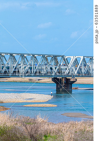 石川県白山市/手取川河口/川に架かる鉄橋 石川県白山市/手取川河口/川に架かる鉄橋 63501889