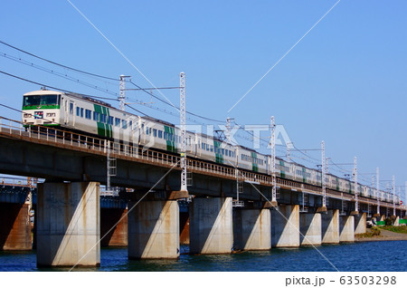 185系・15両編成！特急踊り子　東海道本線：茅ヶ崎～平塚 63503298