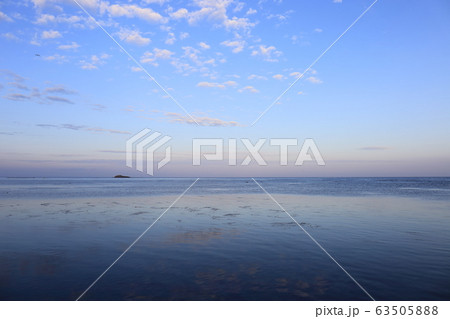 北海道 稚内 早朝の宗谷海峡 北海道 稚内 早朝の宗谷海峡 63505888