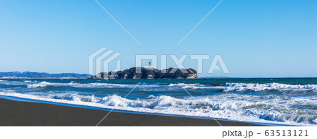 (神奈川県ー風景パノラマ)青空と江の島2 (神奈川県ー風景パノラマ)青空と江の島2 63513121
