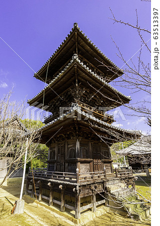 牛窓　本蓮寺　三重塔　岡山県瀬戸内市 63513397