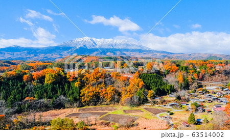 九蔵峠から望む秋の御嶽山 63514002