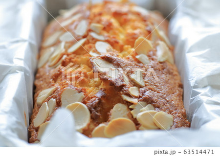 パウンドケーキ 63514471