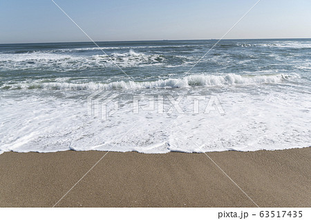 茨城県柳川海岸の波打ち際 63517435