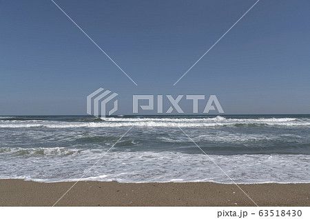 茨城県柳川海岸の浜辺 波打ち際 63518430