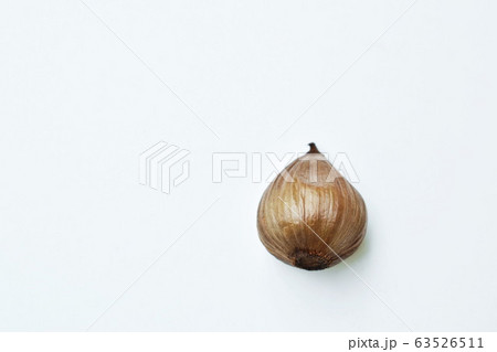 black garlic healthy food arranging on white background black garlic healthy food arranging on white background 63526511