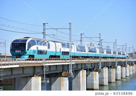 東海道本線　茅ヶ崎－平塚　JR東日本　251系　RE-2編成（大宮）　『スーパービュー踊り子』 63538896